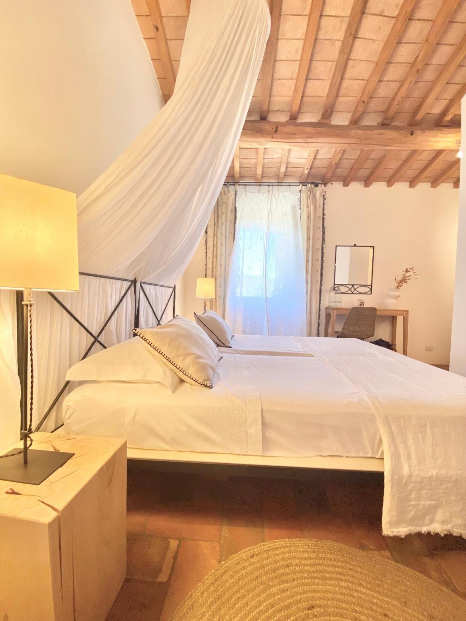 Bed and Breakfast Abbadia Wine Relais Montefollonico Zewnętrze zdjęcie
